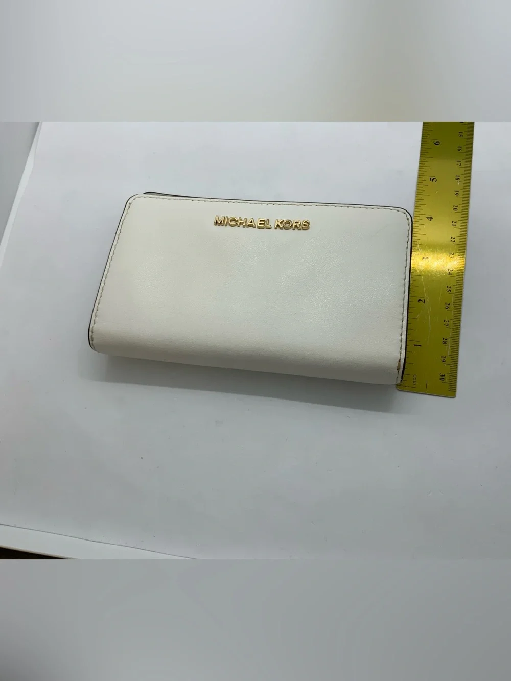 Michael Kors White Leather Zip Wallet with Gold Logo